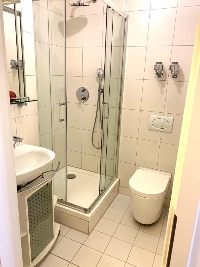 Cozy Flat , Near University , Wifi&Free Parking Regensburg Exterior photo